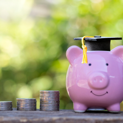 Funding College: Finding&nbsp;Scholarships